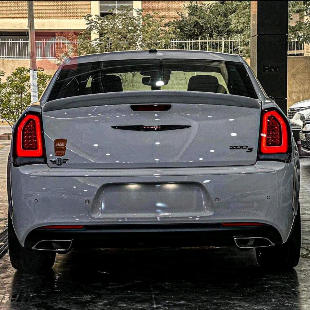 كرايسلر 300